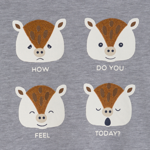 تي شيرت رمادي للأطفال الصغار مطبوع عليه حيوانات تعبر عن مشاعرها